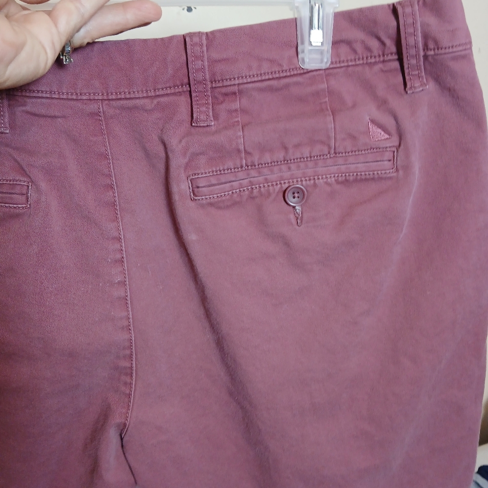 Untuckit Shorts Mens 36 Inseam 9 Red Washed St. Vincent Chino Stretch - Picture 4 of 5